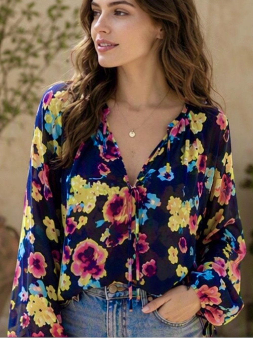 🎀🍒 Vibrant Floral Blouse 🎀🍒 NWT